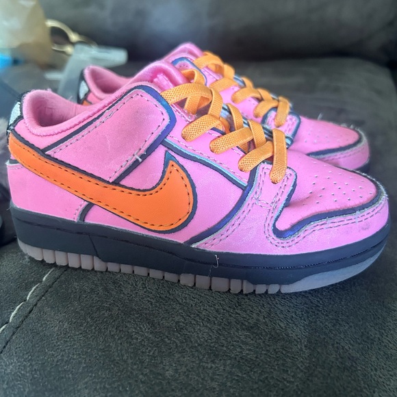 Nike Other - Nike Kids Sneakers in Pink and Orange 10c